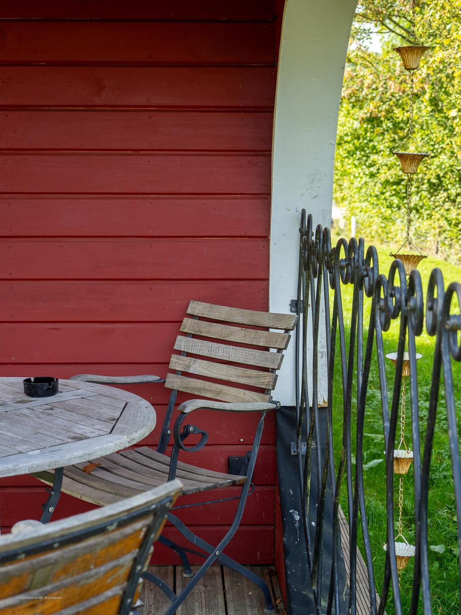 Villa La Tiny House De La Bergerie Lierneux Exterior foto